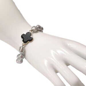 Silver Grey Pearl Clover Flower Bracelet